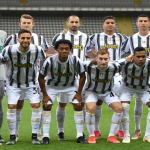 Đội hình Juventus chiêu mộ thành công chân sút trẻ Vlahovic